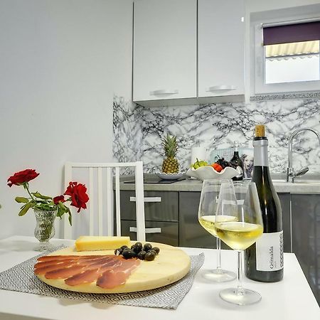 Diegos Apartments Πούλα Εξωτερικό φωτογραφία