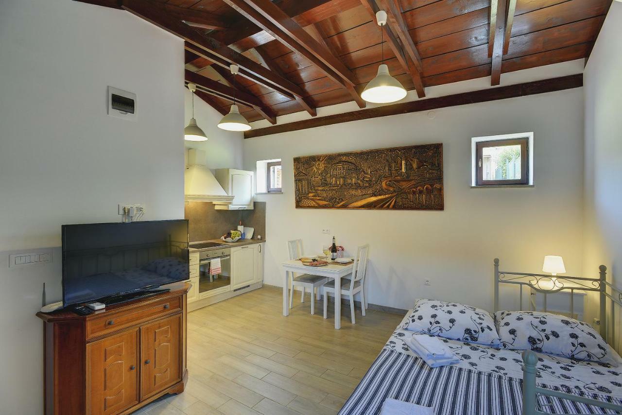 Diegos Apartments Πούλα Εξωτερικό φωτογραφία